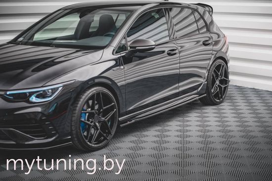 Сплиттеры накладок на пороги V.2 для VOLKSWAGEN Golf VIII R (20-...)