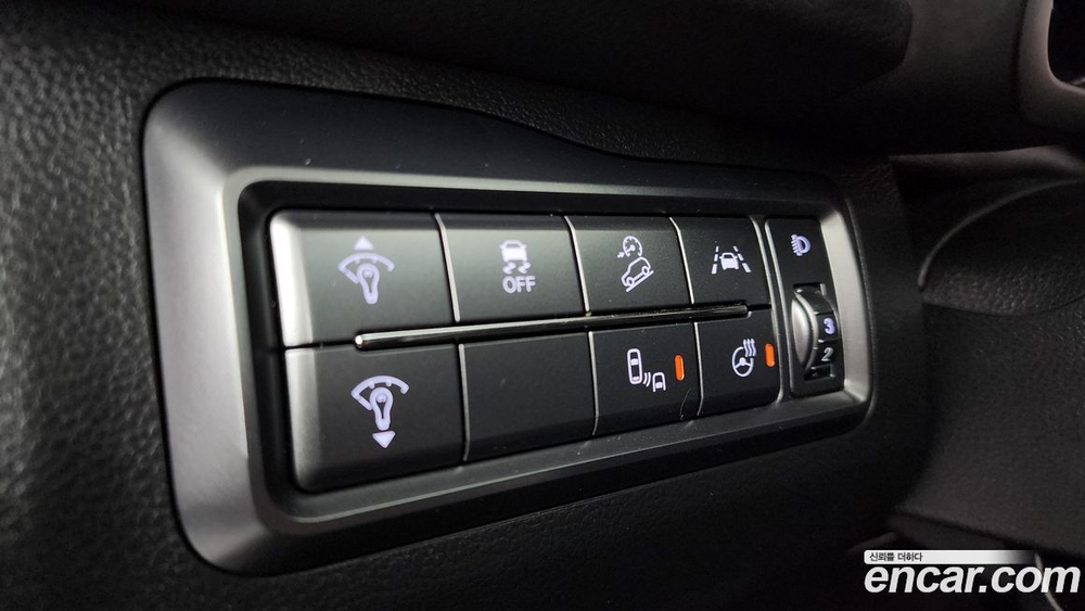 KG Mobility (Ssangyong) Very New Tivoli Бензин 1.5 2WD (01.2020)
