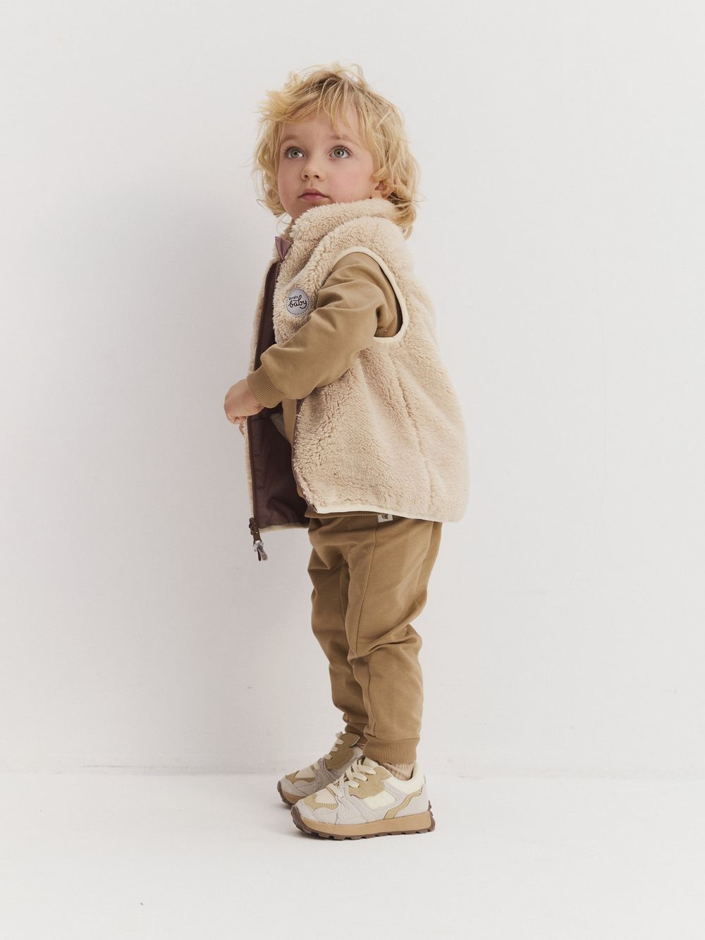 Жилет двухсторонний "Кофе" 0+