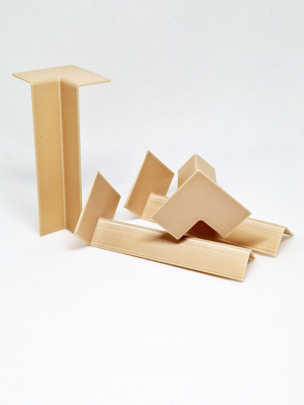 Внутренний угол для плинтуса с прямым профилем 100*13мм - 4 шт.