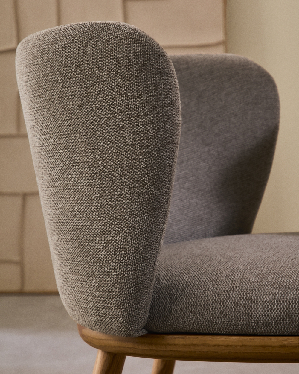 Ciselia Стул из коричневой синели и натурального массива ясеня