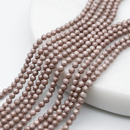 Фианит "матовый" (кубический цирконий), цвет бежевый, размер около 2 мм, цена за нить 38 см