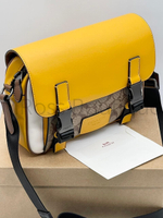Мужская желтая комбинированная кожаная сумка Coach через плечо