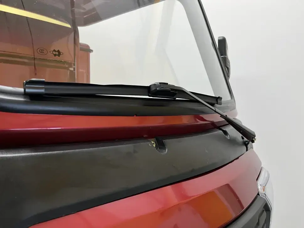 Электротрицикл грузовой Green Camel Тендер 3 (1500W 40км/ч) закрытый кузов, понижающая