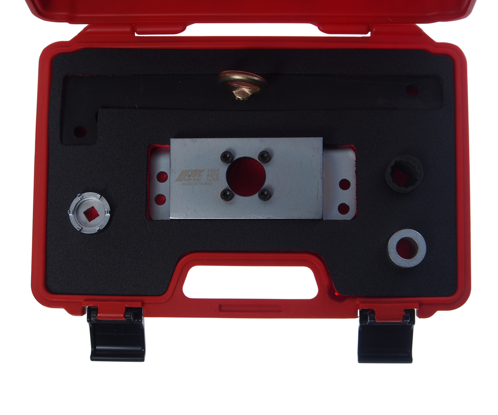 JTC-4566 - Набор инструментов для ремонта 7-скоростной КПП DSG (VW AUDI SEAT SKODA PORSCHE T40217, T40228) JTC - 
Полный набор инструментов для ремонта трансмиссии VAG;
Назначение: техническое обслуживание 7-ступенчатой коробки передач с двойным сцеплением 0B5 (s tronic);
Применение: Ауди А4 2008, Ауди А5 Cabriolet 2009, Ауди Q5 2008, Ауди А5 2008, Ауди А7 2011 и т.д.;
Оригинальный номер: Т40217, Т40228.