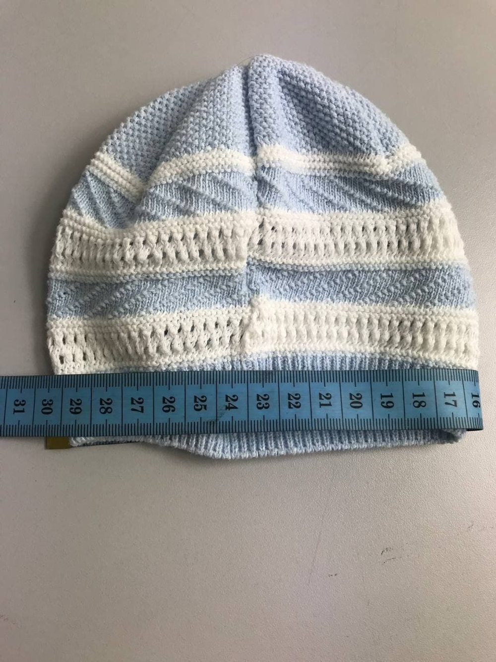 Шапка с принтом на 0-3 месяца