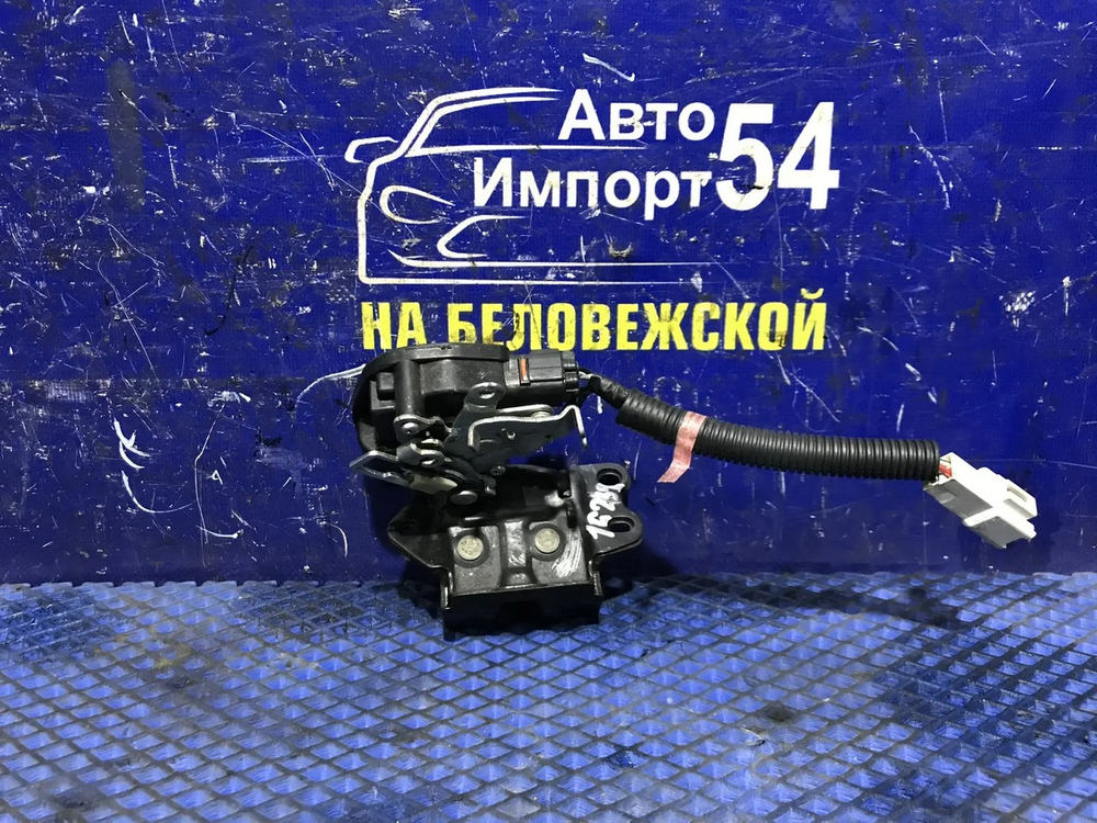 Замок багажника TOYOTA FIELDER 2004-2006