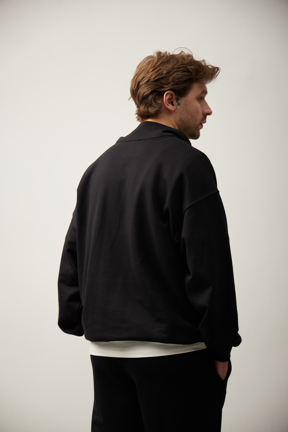 Свитшот Sportish черный