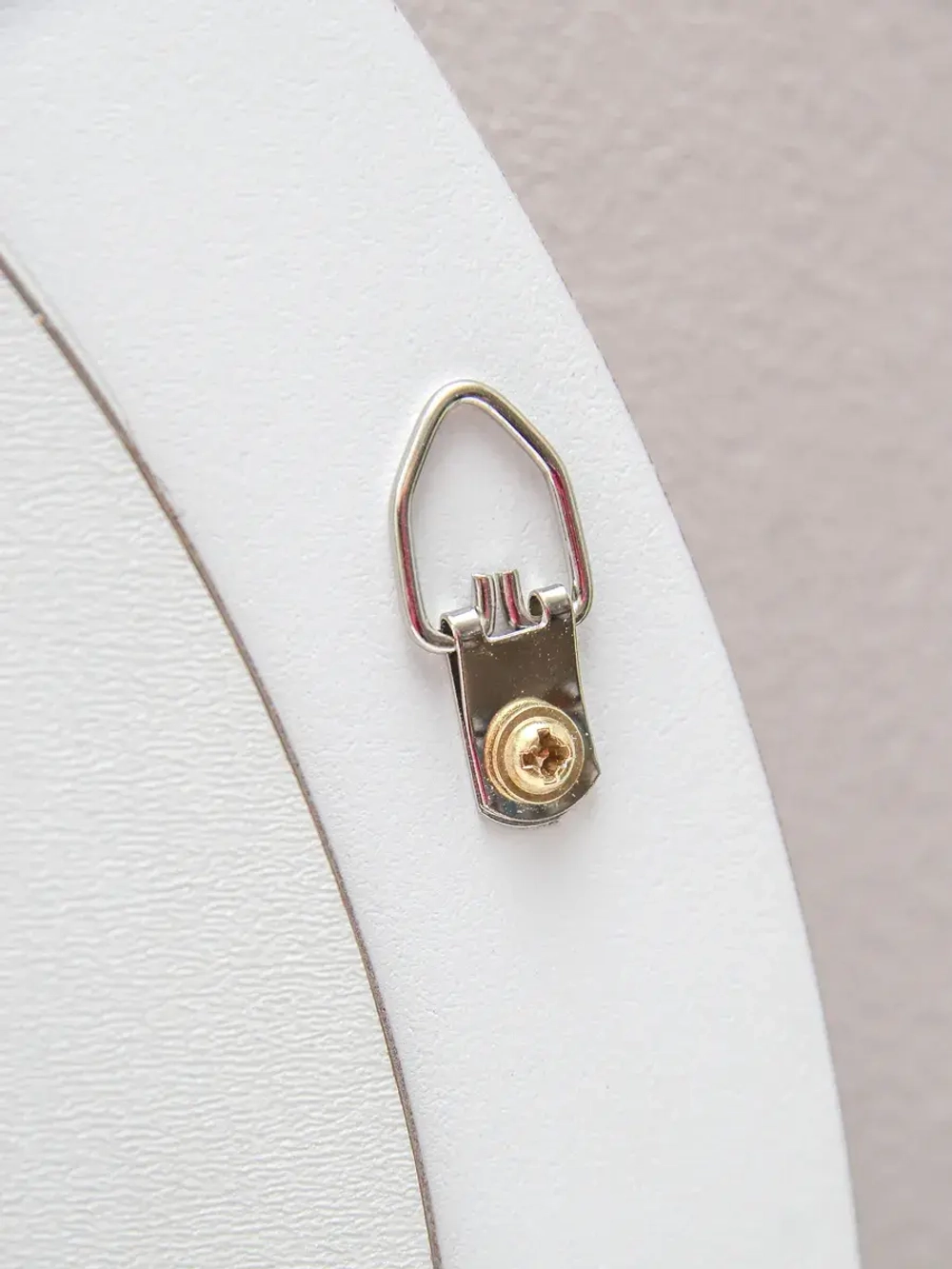 Зеркало настенное для прихожей 37 см