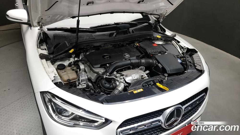Mercedes-Benz GLA-Class H247 GLA220 (03.2021)