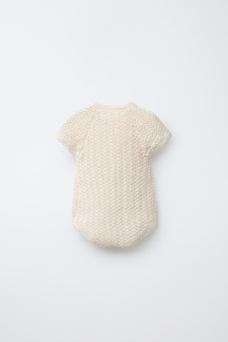 ZARA КОМБИНЕЗОН ИЗ КРУЖЕВА КРОШЕ, ЭКРЮ