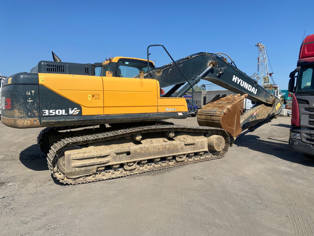 Hyundai R350 Экскаватор R350LVS (Дизельный, 8,9 л, 248 л.с., АТ)