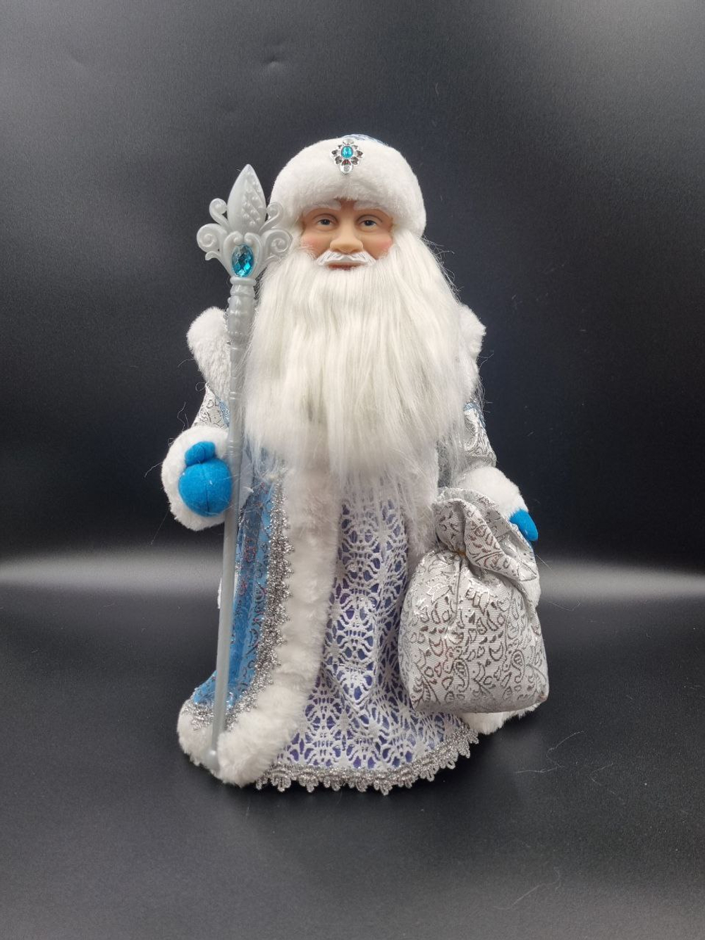 Дед Мороз 40см музыкальный в синей шубе ST44A