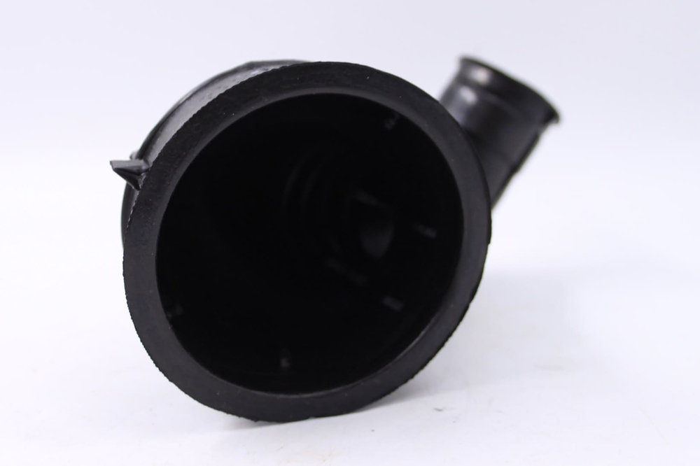 Патрубок бак-насос 174001678 стиральной машины Ariston