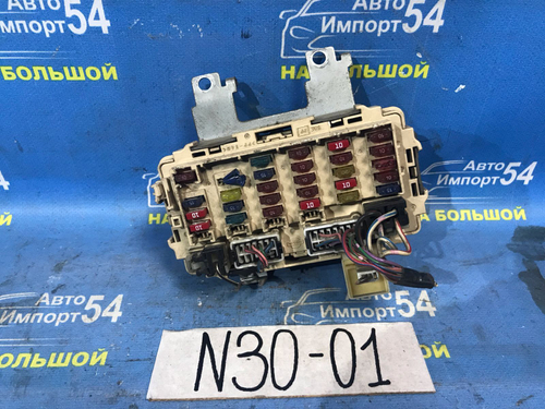 Блок предохранителей салонный NISSAN R'NESSA 1997-2001