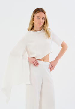 Топ летний ассиметрия белый