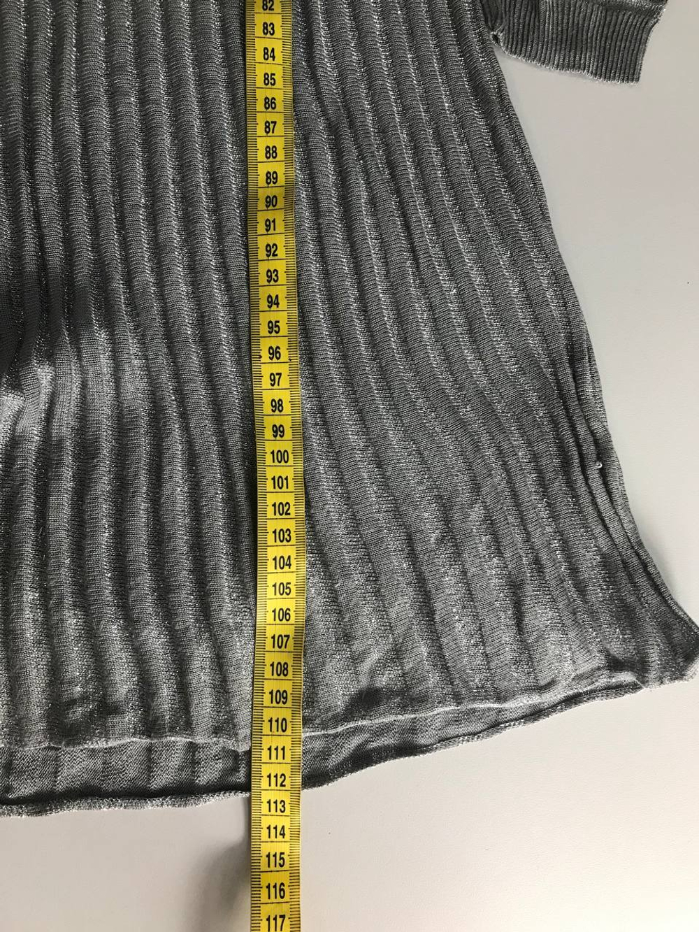 Платье Oggi с блестящей ниточкой, визуально на 44 размер