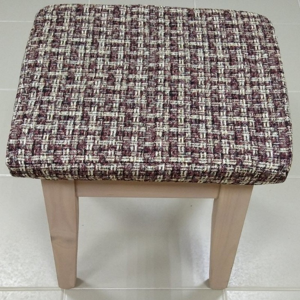 Чехол гобеленовый для табурета "ДВ.", дизайн: 2367/1, размер 32*32см, Россия.