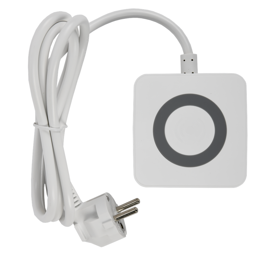 DOMINIC Удлинитель с беспроводной зарядкой 10Вт У02К 2 места 2P+PE 1,3м 3х1,0мм2 16А/250В USB A+C белый IEK