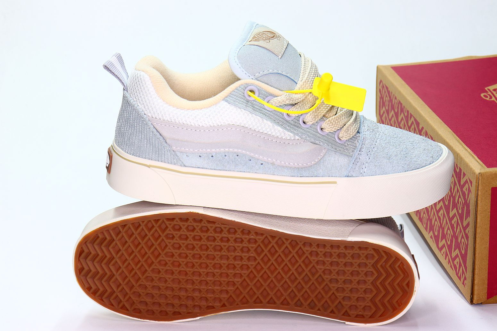 Кроссовки нат. Кожа (36-41)р. / шт. 526-393