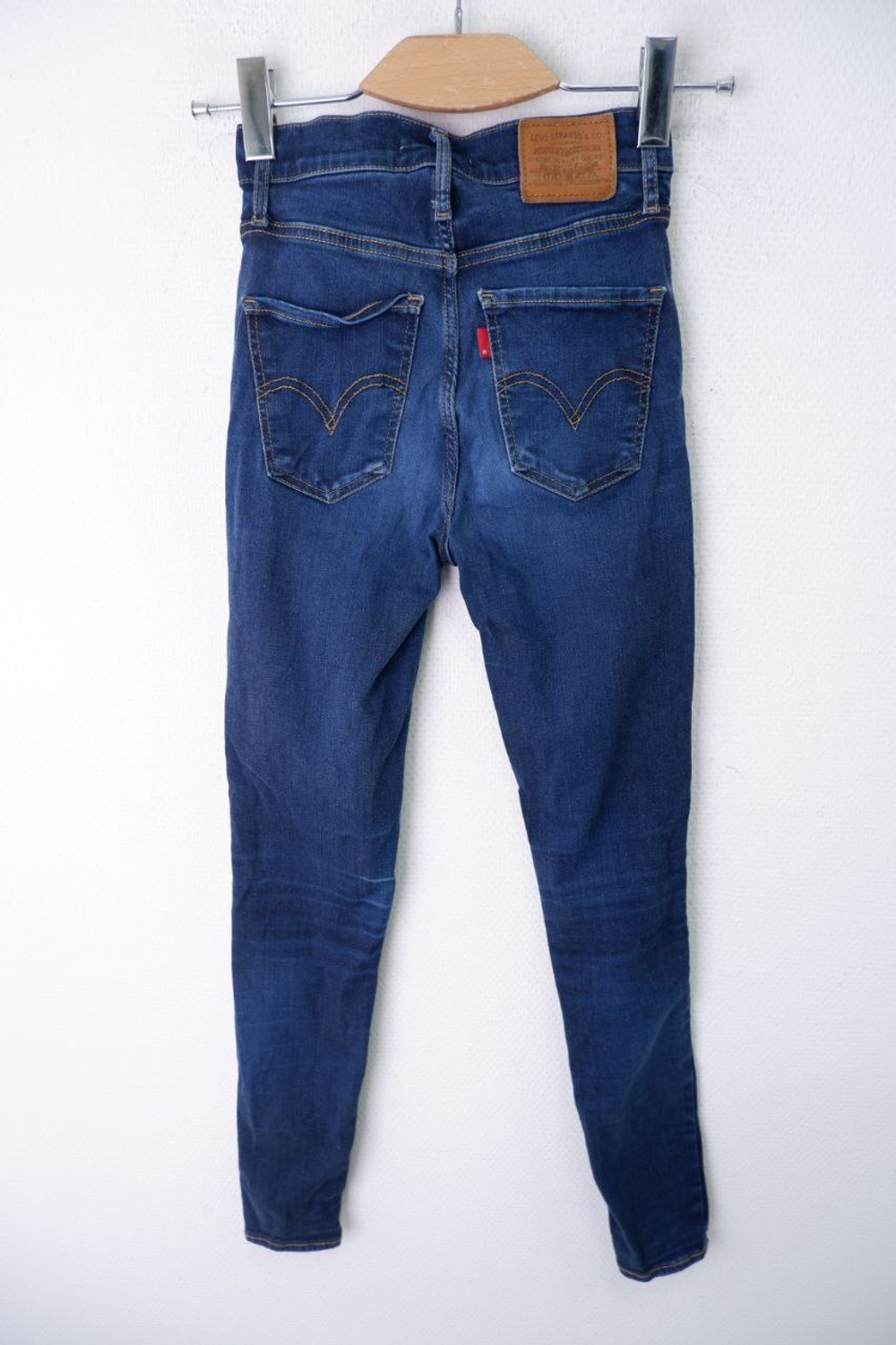 Джинсы повседневные 38 размер