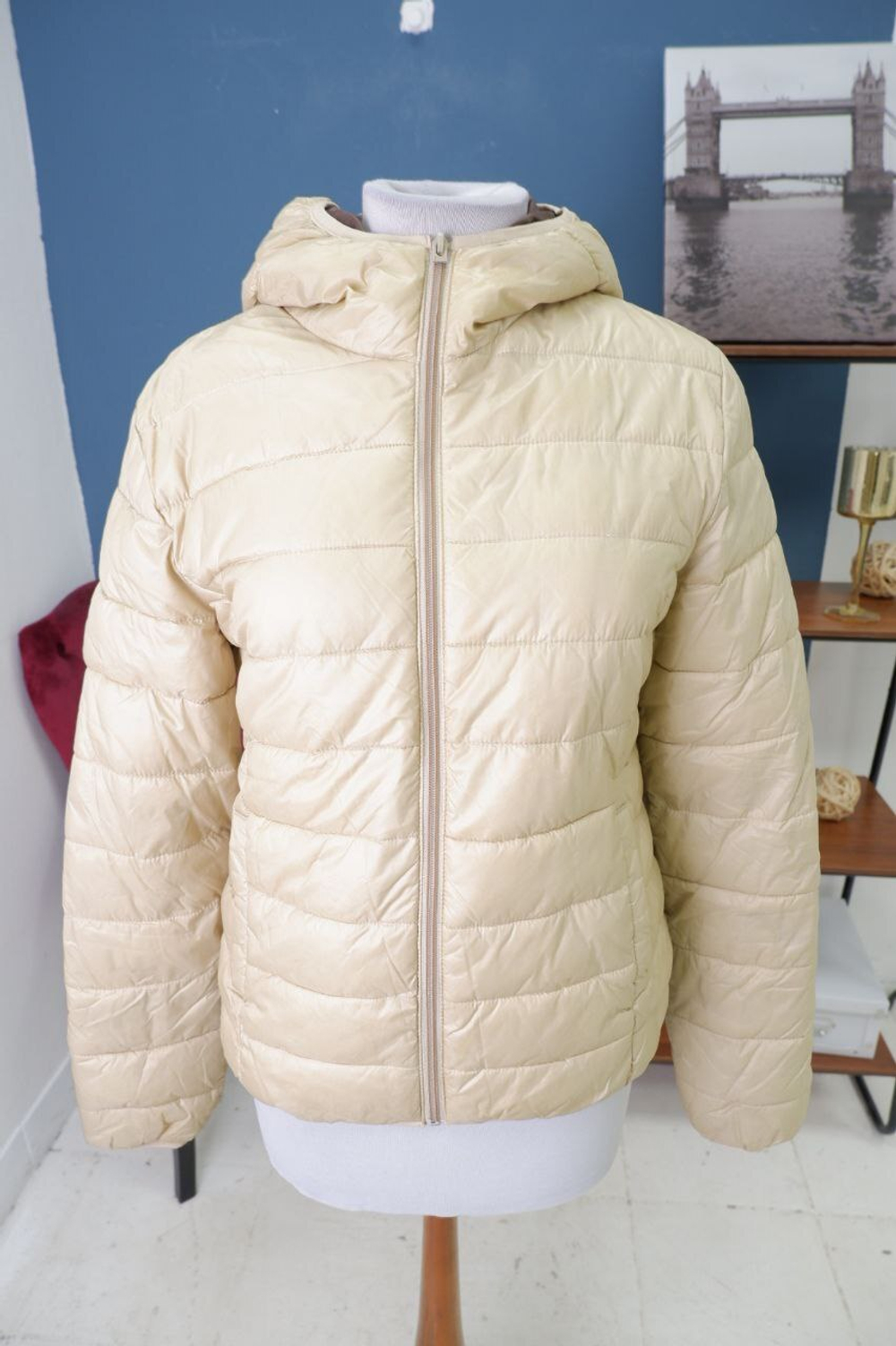 Куртка Pull&Bear светлая 48 размер