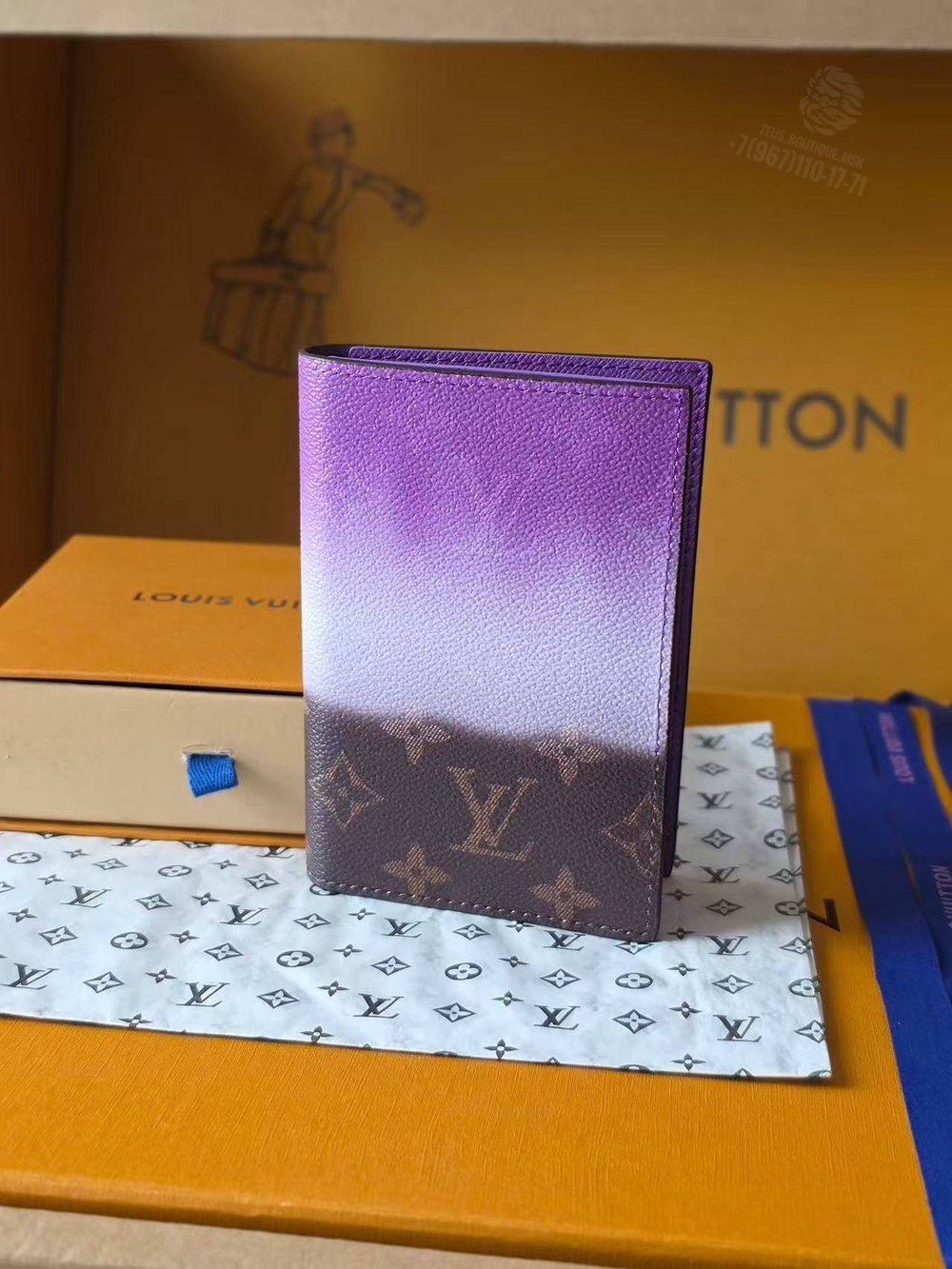 Обложка для паспорта Louis Vuitton