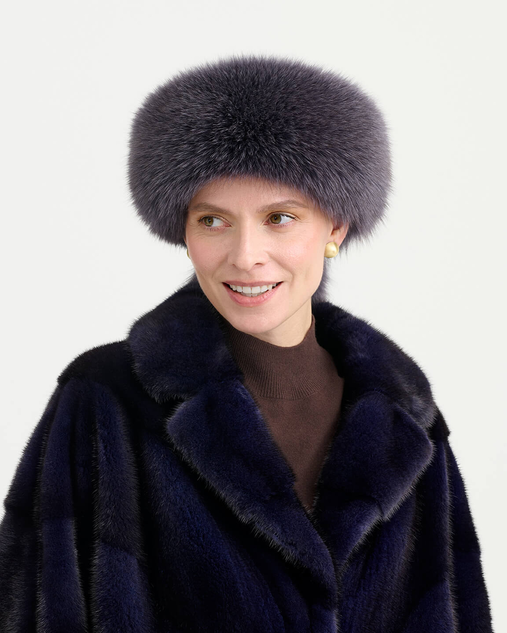 Шапка из меха лисы