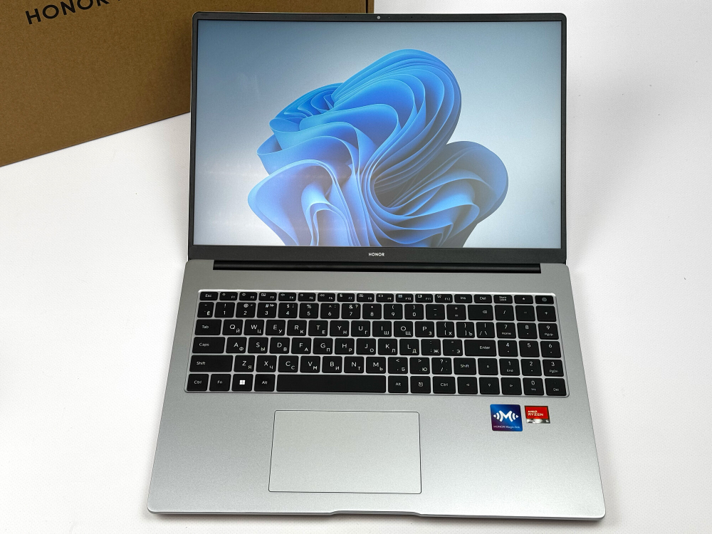 Новый ноутбук Honor Magicbook X16 / Ryzen 5 7640HS / 16GB DDR5 / 512GB / FullHD / Win11 / Русско-Английская клавиатура