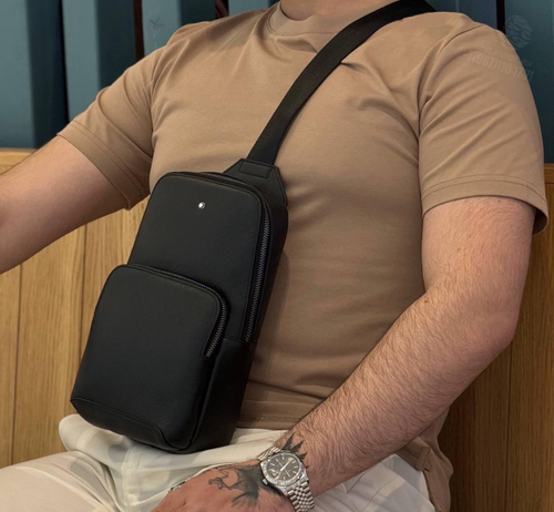 Нагрудная сумка-слинг Montblanc