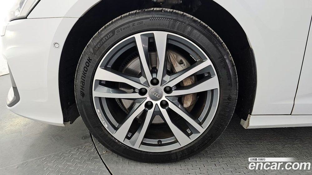 Audi A6 (C8) 45 TDI Quattro Premium (10.2020)