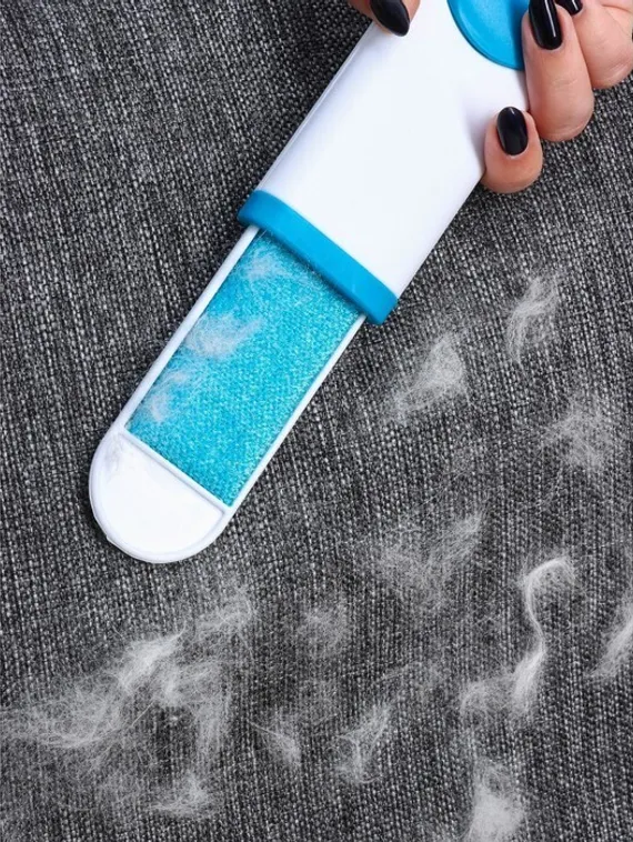 Щётка для удаления шерсти и волос с одежды и мебели, 13,5×6×3 см, цвет синий