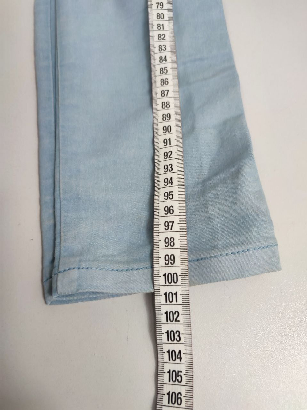 Джинсы Stradivarius светлые 42 размер