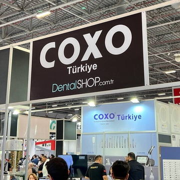 Команда DentalStuff посетила стоматологическую выставку в Турции!