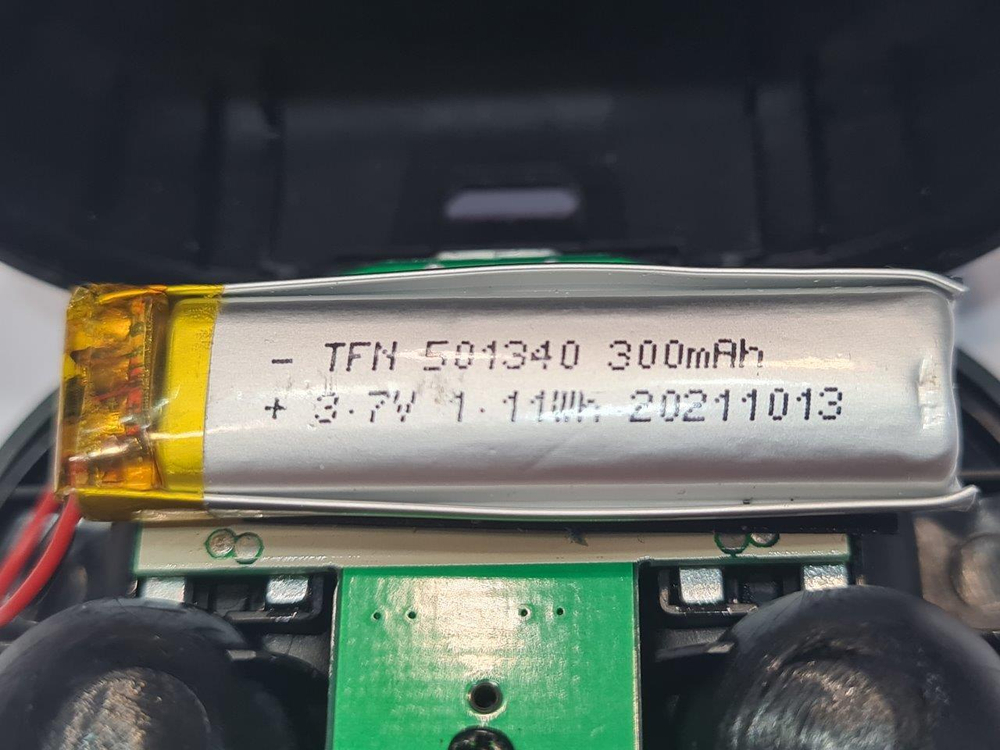 Ремонт аккумулятора наушников