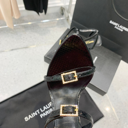 Saint Laurent Pumps