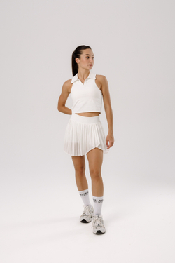 Костюм с юбкой-шортами и топом