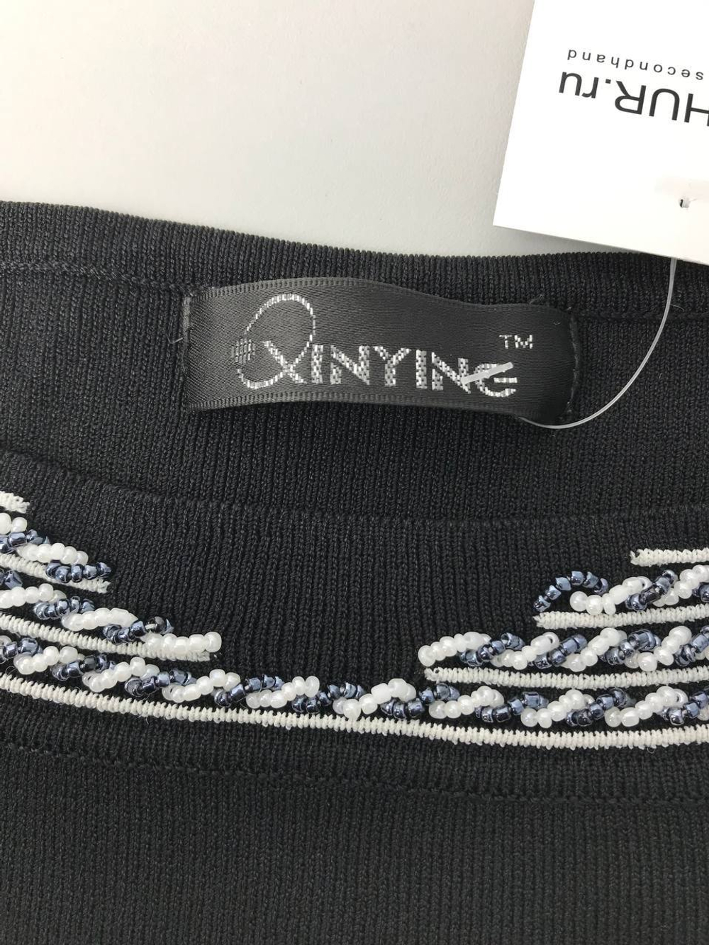 Джемпер лаконичного кроя 40/42 размер