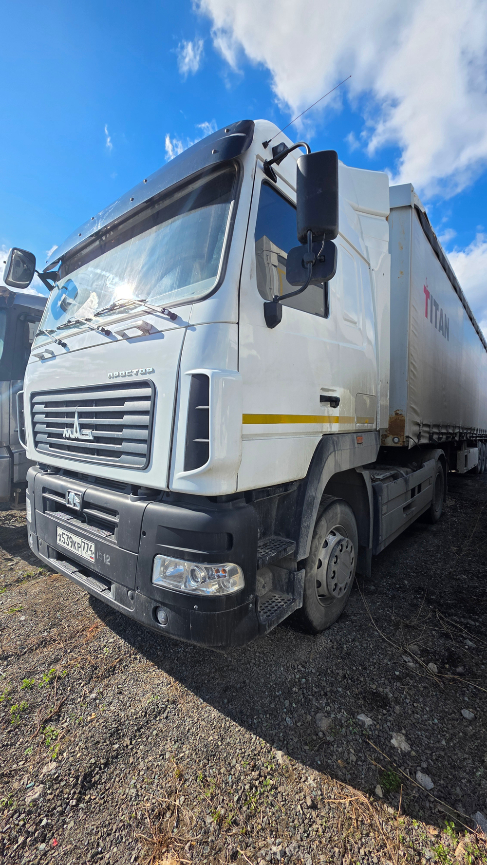 МАЗ 5440 4x2 Седельный тягач 544028-570-031 (Дизельный, 11,8 л, 428 л.с., МТ)