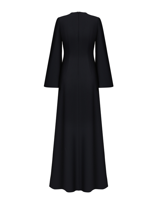 Кафтан из шелкового крепа с отделкой пуговицами