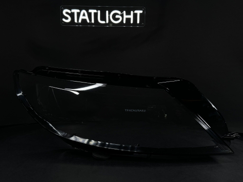 Правое стекло фары Volkswagen Passat CC B6 2012-2017