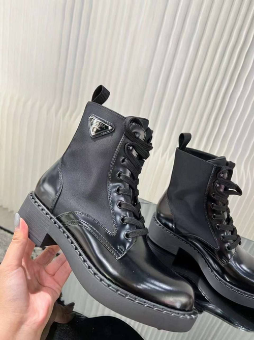 Ботинки Prada