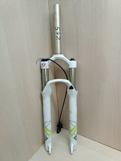 Вилка для велосипеда Rock Shox Reba RL 26 MC