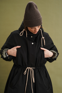 Парка оверсайз зимняя удлиненная, черная