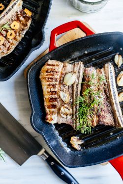 Чугунная сковорода-гриль Swiss Diamond PC 42626R