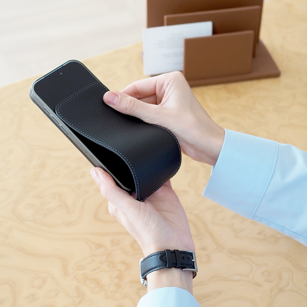 Кожаный чехол для iPhone 17 Pro Max, теленок черного цвета