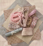 Набор лоскутов, тесьмы. кружева и кожи для изготовления куклы (ткани Италия) натуральное окрашивание