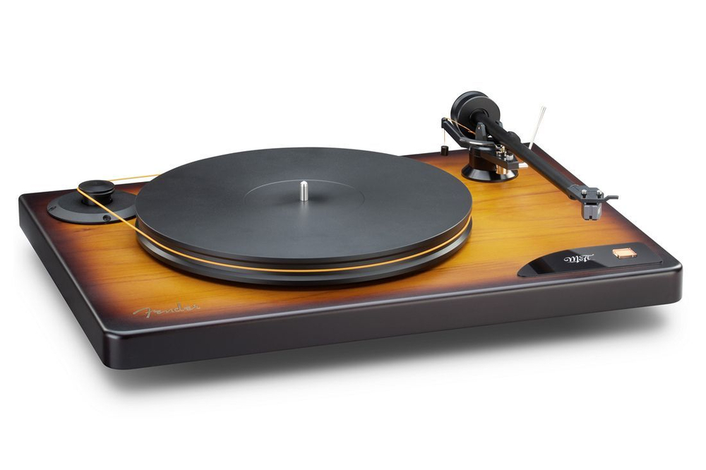 Виниловый проигрыватель MOFI ELECTRONICS Fender PrecisionDeck с картриджем MasterTracker Black