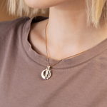 Подвеска «Индивидуальность» из комбинированного золота с натуральными топазами white