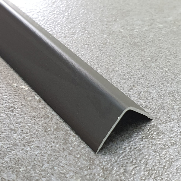 Угол 15*15мм "DO-1" 2,7м Чёрный мат. анод. алюм.